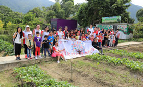 CMB Wing Lung volunteers and children enjoyed a day of green activities at the Y Farm.