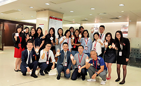 The Bank’s staff dressed up in their own way to participate the“Dress Causal Day”for a good cause.