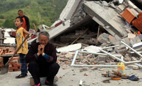 四川雅安的大地震令无数家园尽毁。（图片辑自网络新闻报导）